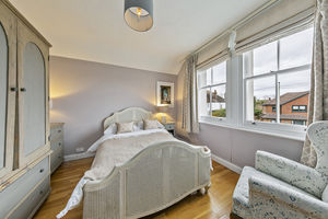 Bedroom- click for photo gallery